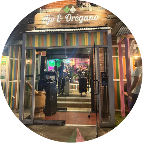Ajo y Oregano logo