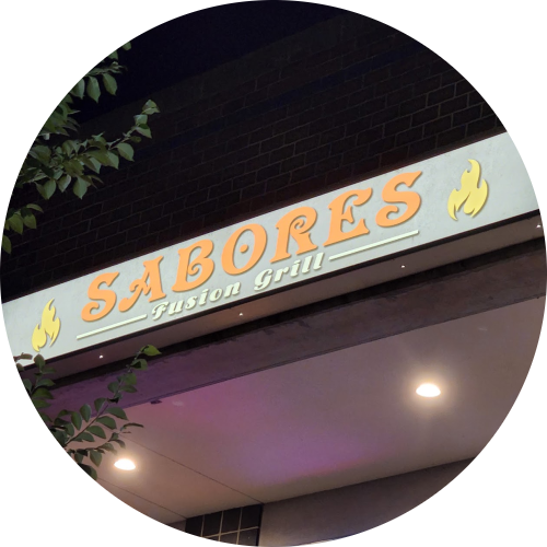 SABORES FUSION GRILL logo